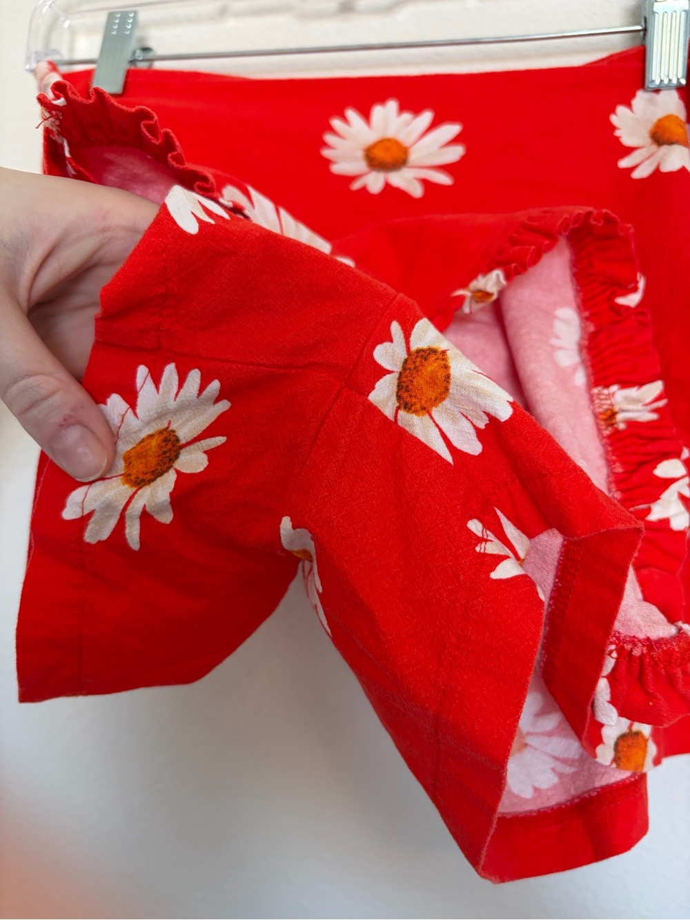 Lisa Says Gah Christy Mini Skort Red Daisy - Picture 8 of 12